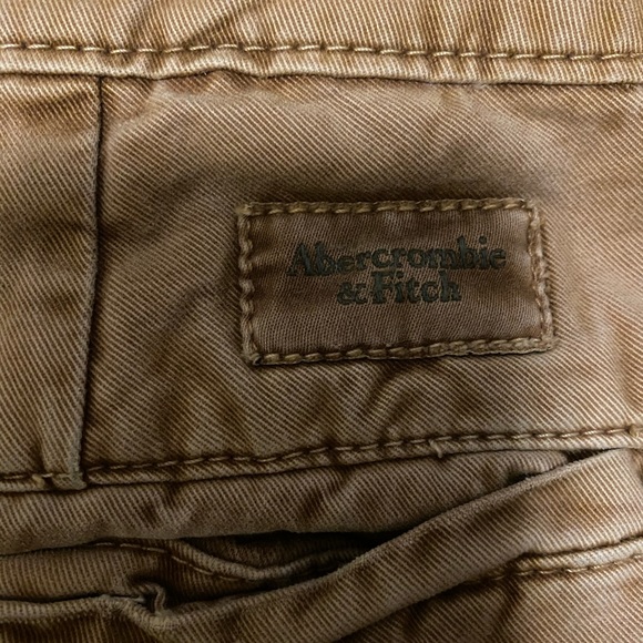 Men’s Abercrombie & Fitch Slim-Straight Chinos - Picture 5 of 5